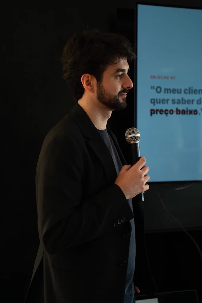 Luciano Lopes — Estrategista digital